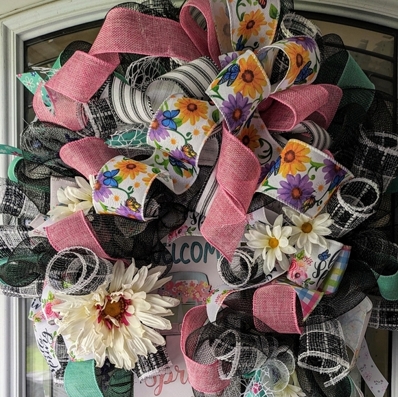 "Welcome Spring" wreath - Picture 7 of 14